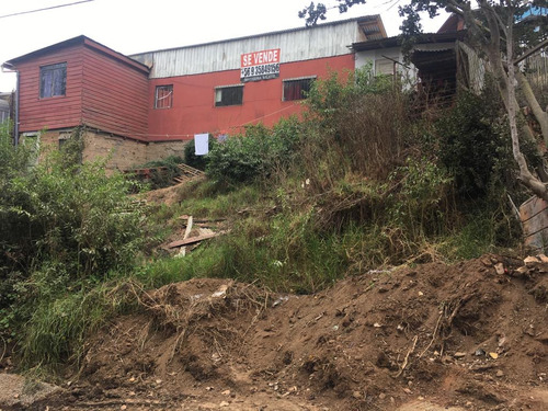 Terreno C/ Casa De Material Ligero En Recreo Buena Ubicación