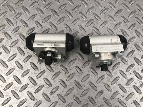 Par Cilindro Freno Tras Chevrolet Trax 4x2 1.8 Std 2012/2016 (Usado)