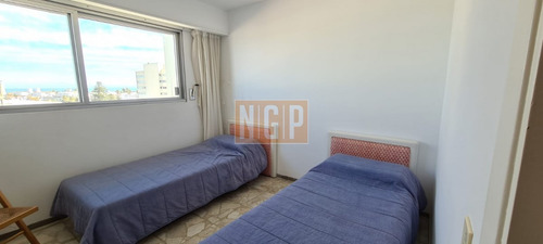 Imagen 11 de 22 de Apartamento En Peninsula, 3 Dormitorios *