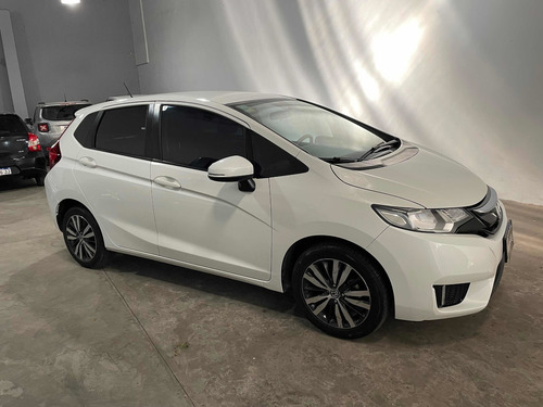 Imagen 6 de 19 de Honda Fit 2017 1.5 Ex-l 132cv