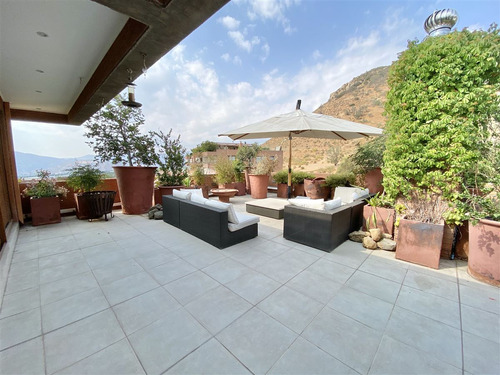 Penthouse: San Carlos De Apoquindo / U Los Andes