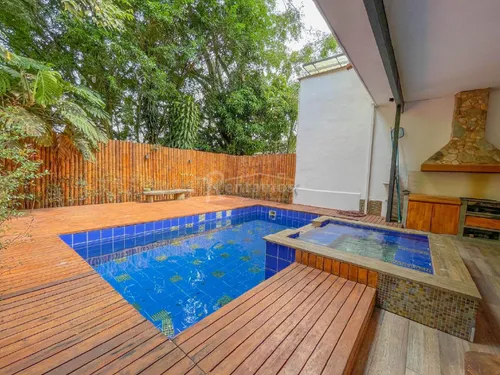 Casa En Arriendo En El Tesoro. Cod A775996