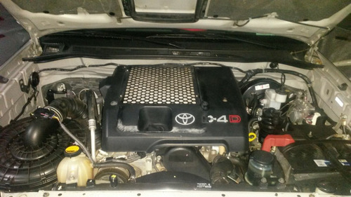 Toyota Hilux 3.0 I Srv Cab Doble 4x4 Cuero