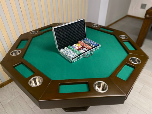 Imagen 2 de 4 de Maletin De 300 Fichas De Poker Con 2 Barajas Y Dados