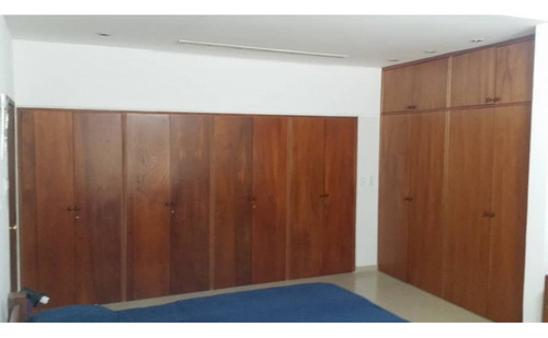 Vendo Casa 400m2 Los Chorros 0613