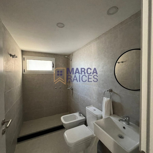 Imagen 8 de 16 de Venta Apartamento 2 Dormitorios Centro. Entrega Inmediata. Ideal Para Inversor O Vivienda