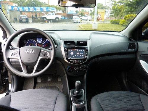Hyundai Accent 1.6 Premium