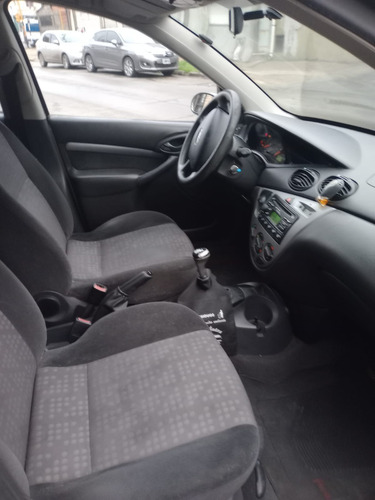 Ford Focus Edge 5p 1.8l N 2004 ¡impecable!