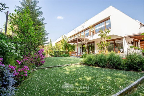 Casa En Condominio No Perimetral - Incluye Gastos Comunes