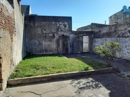 Imagen 13 de 15 de Casa Sobre Lote Propio De 40 Mts. Buena Ubicación.