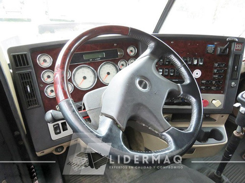Imagen 5 de 5 de Tractocamión Coronado Freightliner 2011