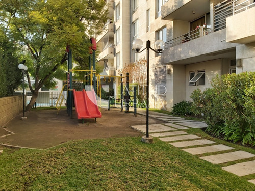 Amplio 4 Dorm., 1 Estac. Y 1 Bod. Cerca Plaza Ñuñoa