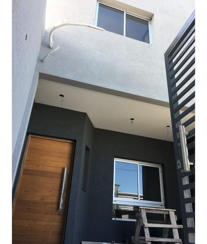 Imagen 3 de 28 de Modernos Duplex De Categoría A Estrenar En 2 Plantas Con 3 D