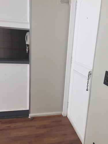 Depto. En Arriendo En Suecia*con Estacionamiento Y Bodega*