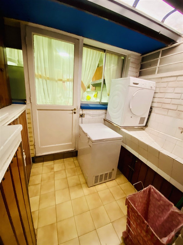 Arriendo Casa 4 D, 3 B, 2 Est, 1 Bd.en Las Condes
