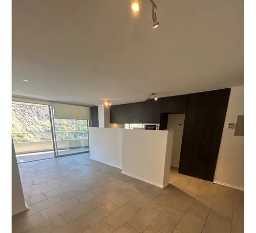 Departamento Piso 16 Con Una Tranquila Vista Norte Al Cerro!