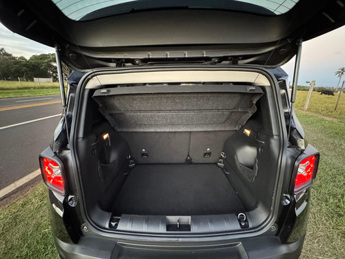 Jeep Renegade 1.8 Longitude Flex Aut. 5p