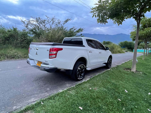 Mitsubishi L200 Sportero 2020 2.5 High Power