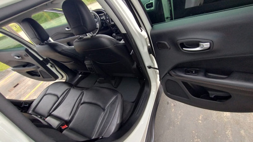 Jeep Compass 2.0 Longitude Flex Aut. 5p