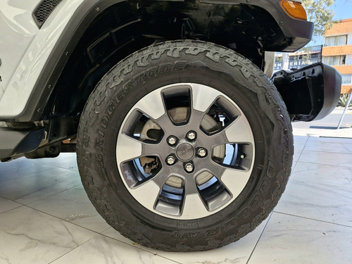 Jeep Wrangler 3.7 Unlimited Sahara 3.6 4x4 At