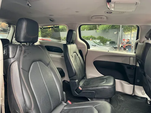 Chrysler Pacifica Limited 2018