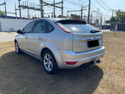 Ford Focus Focus Hatch Titanium 2.0 16V (Aut)