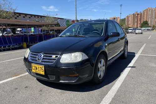 Volkswagen Jetta 2.0 Comfortline Mt | TuCarro