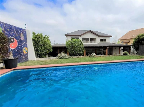 Casa En Venta De 5 Dorm. Alto Macul En La Florida