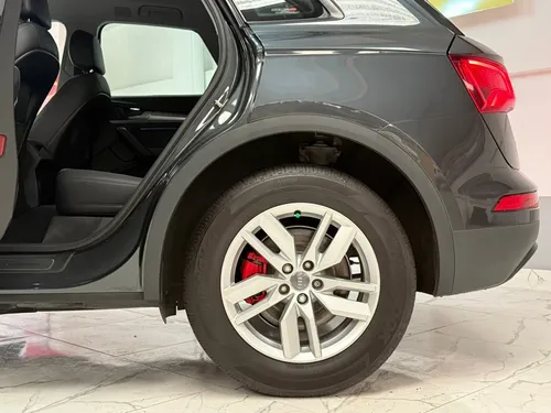 Audi Q5 2.0 L T Dynamic Dsg