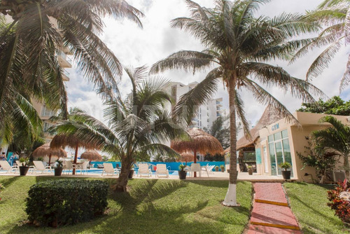 Penthouse A Orilla De Playa De Cancún La Mejor Ubicación En Venta C3921