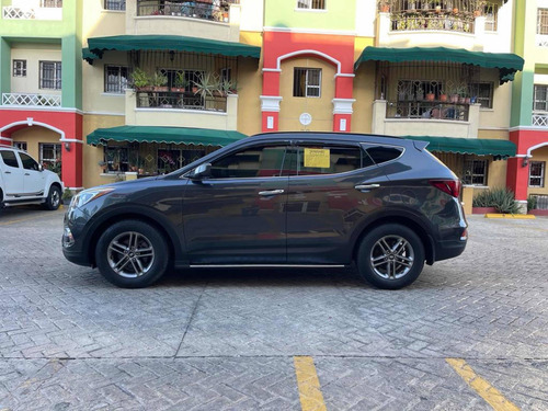 Imagen 7 de 15 de Hyundai Santa Fe Sport Americana