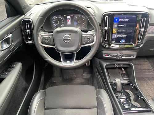 Volvo XC40 2.0 T5 Awd R-design