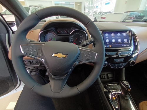 Imagen 6 de 18 de Chevrolet Cruze 5 Premier Mr