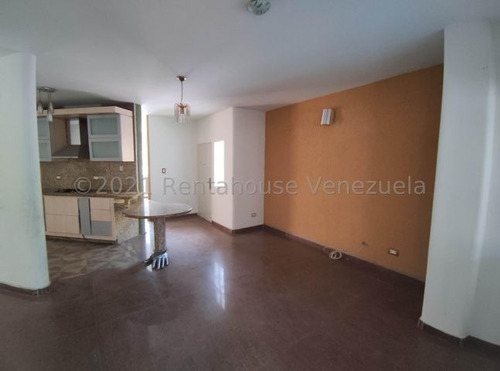 Imagen 7 de 21 de Casa En Venta En El Limón, Av. Universidad, Maracay, 22-14660 Mv