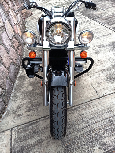 Suzuki Boulevard C-50 Customizada