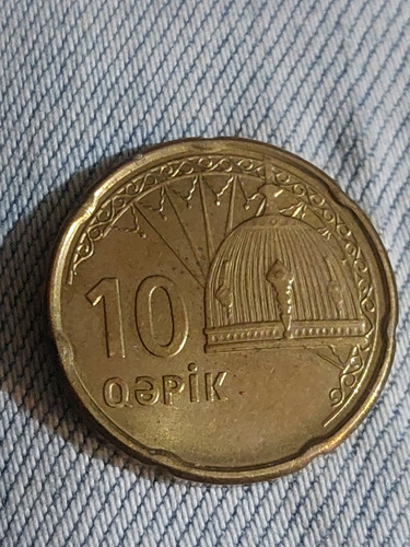 Moneda De Azerbaiyán 10 Qupik Año 2006 Acero Latonado 