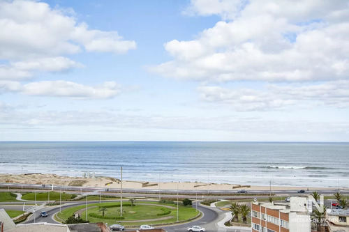 Departamento En Venta Frente Al Mar, El  Torreon Punta Del Este