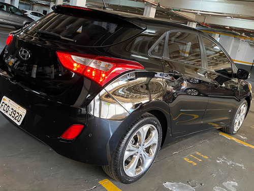Imagem 10 de 13 de Hyundai I30 2015 1.8 Aut. 5p
