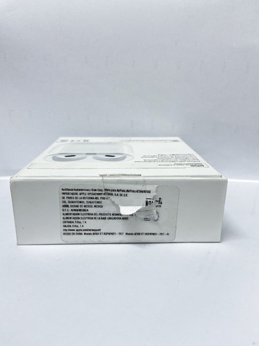 Apple AirPods (3ª generación) Con estuche De carga Lightning