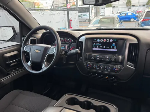 Chevrolet Cheyenne 5.4 2500 Doble Cab Lt Z71 4x4 At