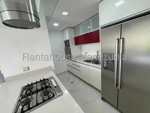 Apartamento En Lomas Del Sol
