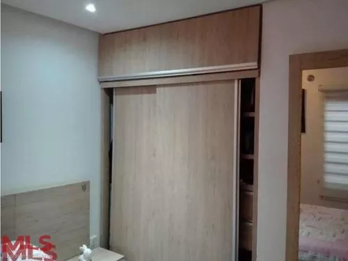 Casa Unifamiliar Con Buena Ubicación.(mls#239795)