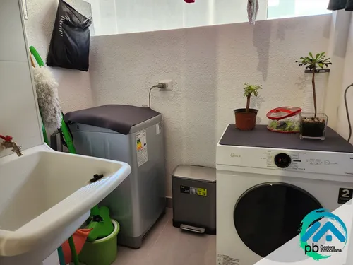 Departamento Remodelado En Venta, Av. Las Condes Metro Estor