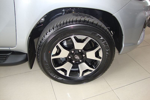 Toyota Hilux 2.8 Cd Srx 177cv 4x2 Automática 2021