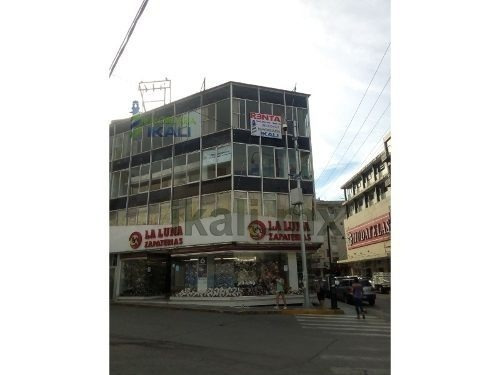 Imagen 2 de 23 de Renta De Piso Para Oficina Centro Tuxpan Veracruz. Excelente Espacios Para Oficinas En Avenida Principal Benito Juarez No. 39 Colonia Centro Del Municipio De Tuxpan Veracruz. En La Zona Comercial Del