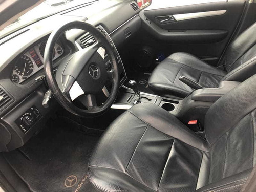 Imagem 9 de 12 de Mercedes-benz B200
