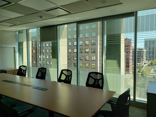 Imagen 2 de 14 de Oficina En Arriendo En Las Condes, Cuenta Con Mobiliario