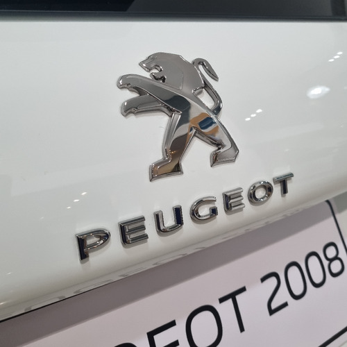 Imagen 7 de 17 de Peugeot 2008 Feline Tiptronic | 0 Km 2022