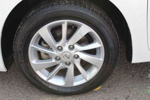 Imagen 11 de 15 de Nissan Sentra 2015 4p Sense L4/1.8 Man