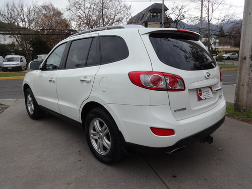 Imagen 4 de 20 de Hyundai Santa Fe Gls 2.4 Aut 4x4 Full Cuero Techo 2010